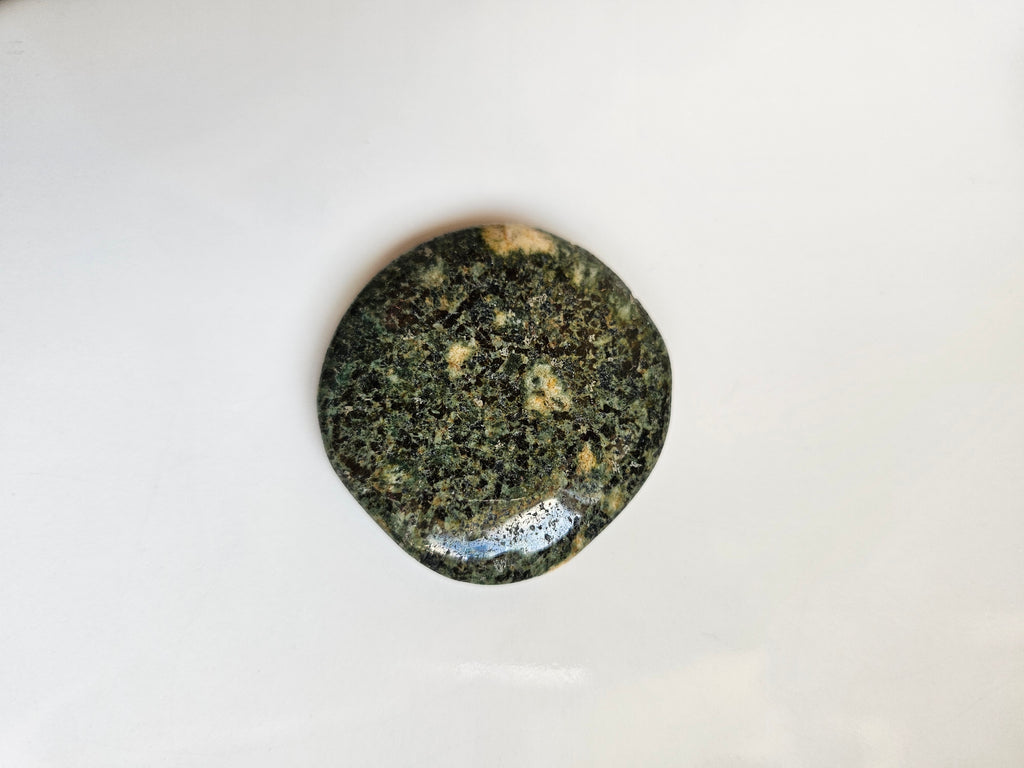 UK & Ireland Crystal Palmstones
