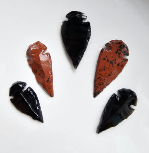 Obsidian Arrowhead (black)