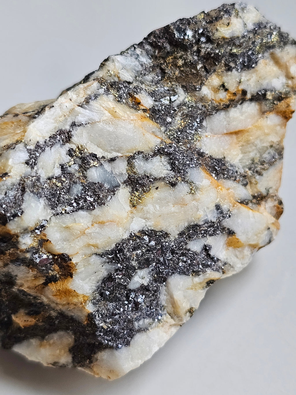 Welsh Sphalerite, Quartz and Pyrite from the Prince Edward Gold Mine