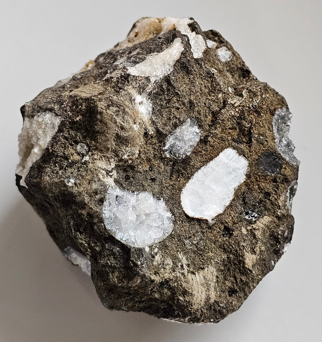 Thompsonite and Chabazite, Moonen Bay, Isle of Skye, Scotland