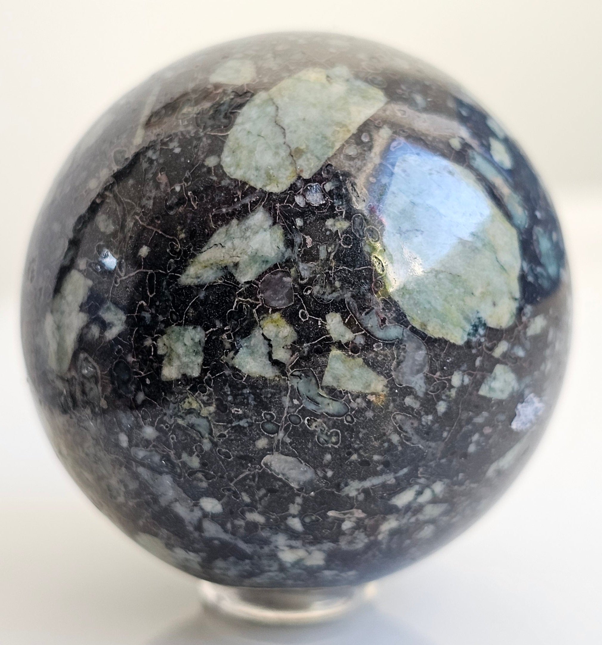 lakelandite sphere from cumbria