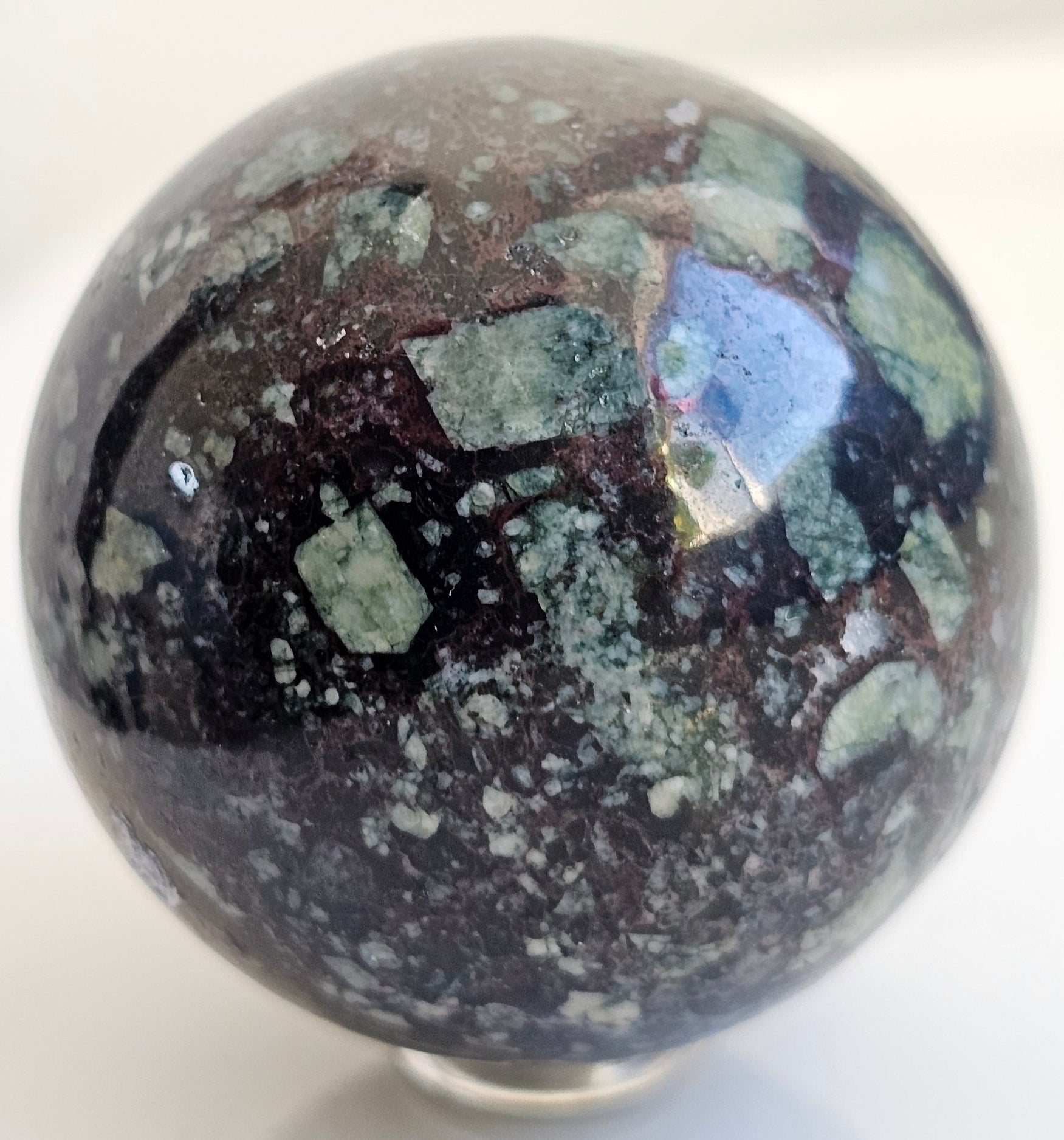 lakelandite sphere from cumbria