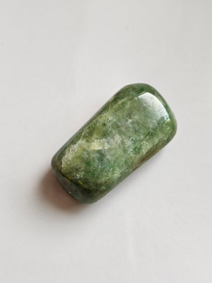 Garnet (green) 5 (22g)