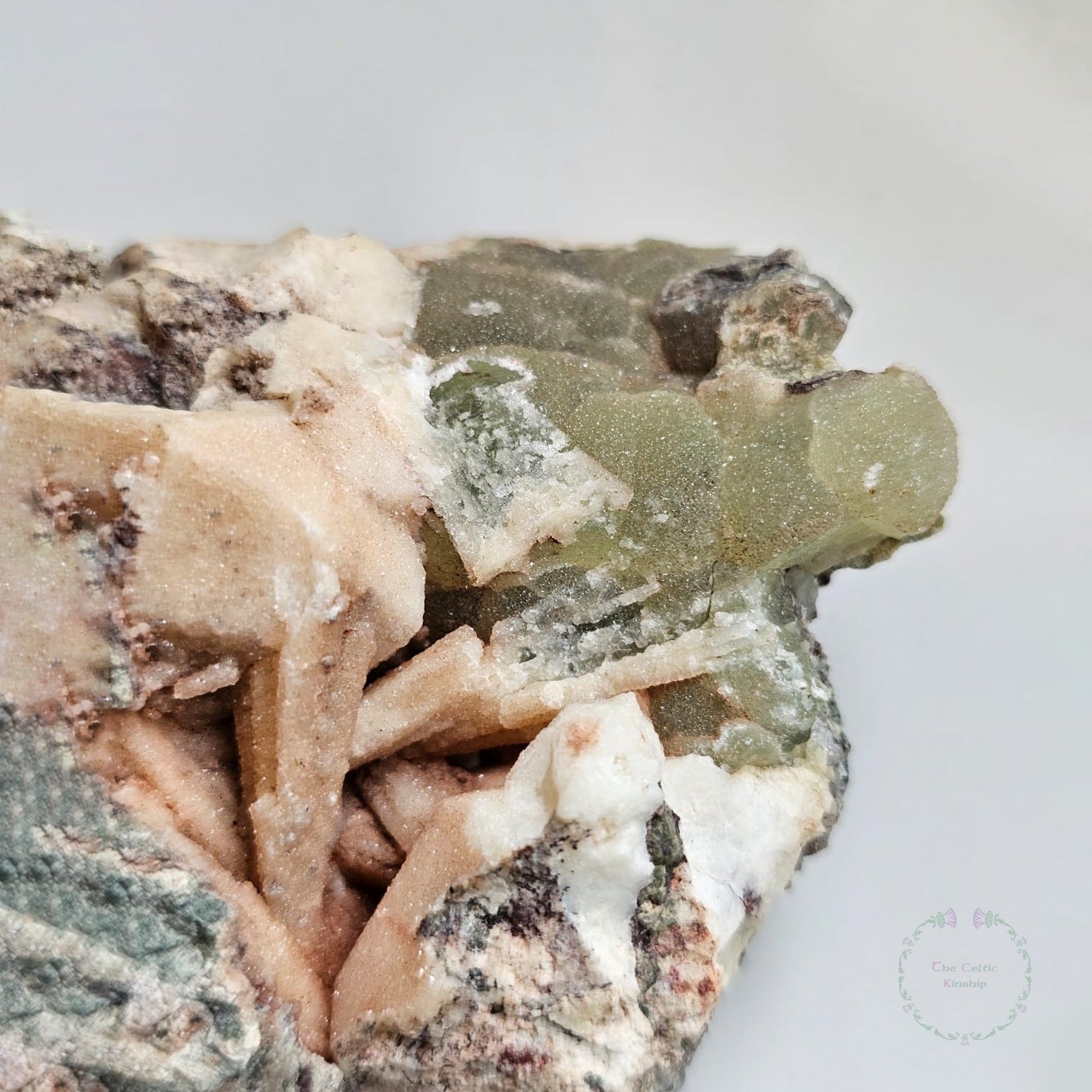 Prehnite, Analcime and Natrolite (Cornwall)