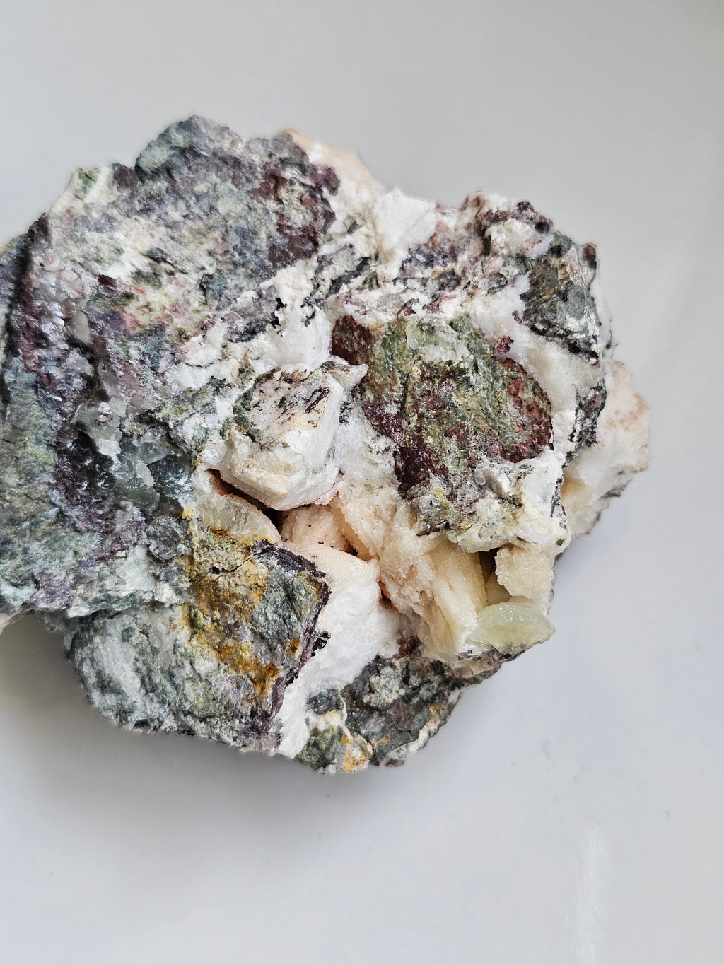 Prehnite, Analcime and Natrolite (Cornwall)